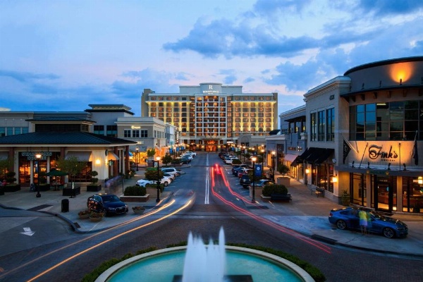 Renaissance by Marriott Raleigh North Hills Hotel image 13